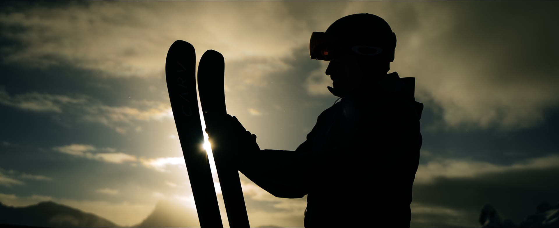Real-time skiing analysis and audio coaching