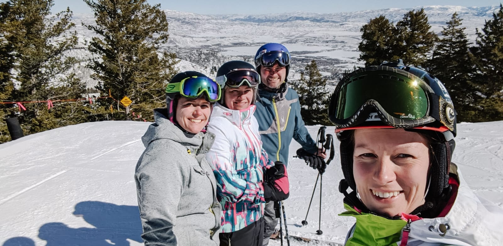 Real-time skiing analysis and audio coaching