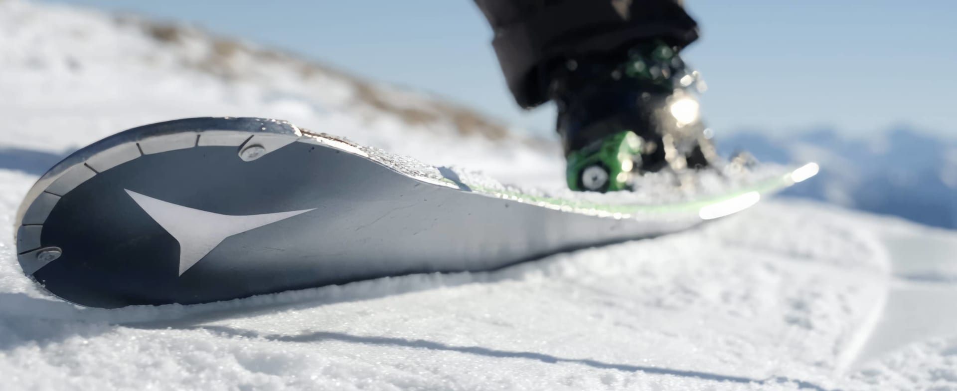 Real-time skiing analysis and audio coaching