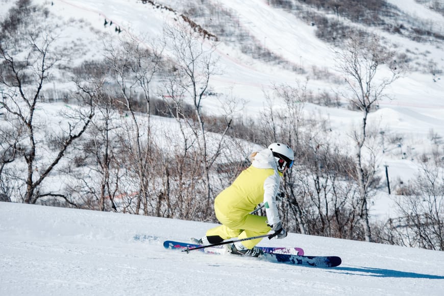Real-time skiing analysis and audio coaching
